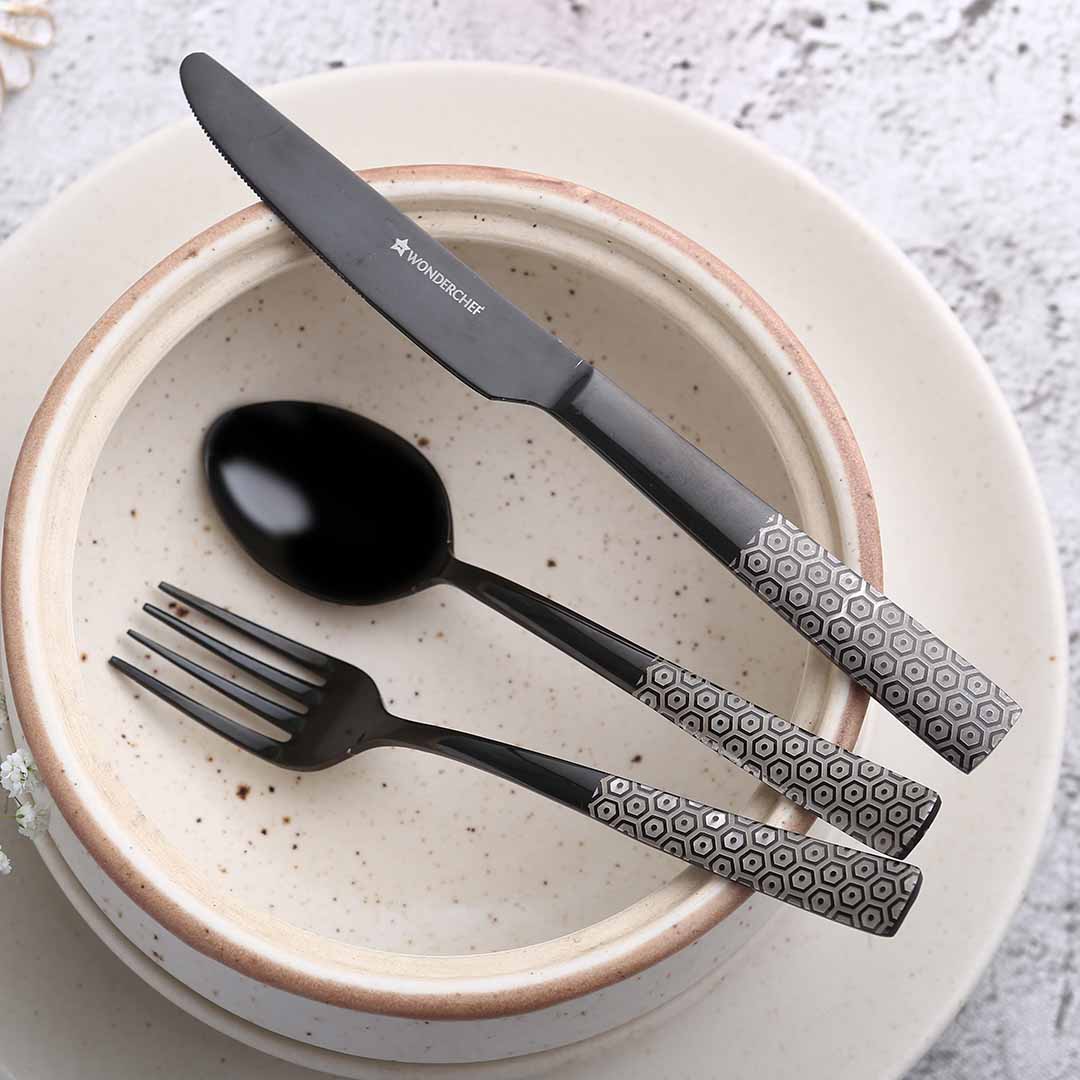 Roma Cutlery Gift Set - Black - Set of 24pcs - Image 2