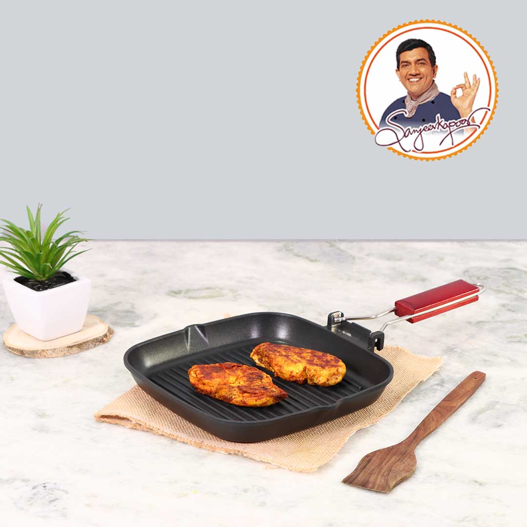 Caesar Nonstick Folding Grill Pan | Ideal for Barbeque, Tandoori & Sandwiches | Smart Folding Handle | Space Saver | Gas & Induction Friendly | PFOA Free | 2.3L | 5 Year Warranty | Black - Image 8